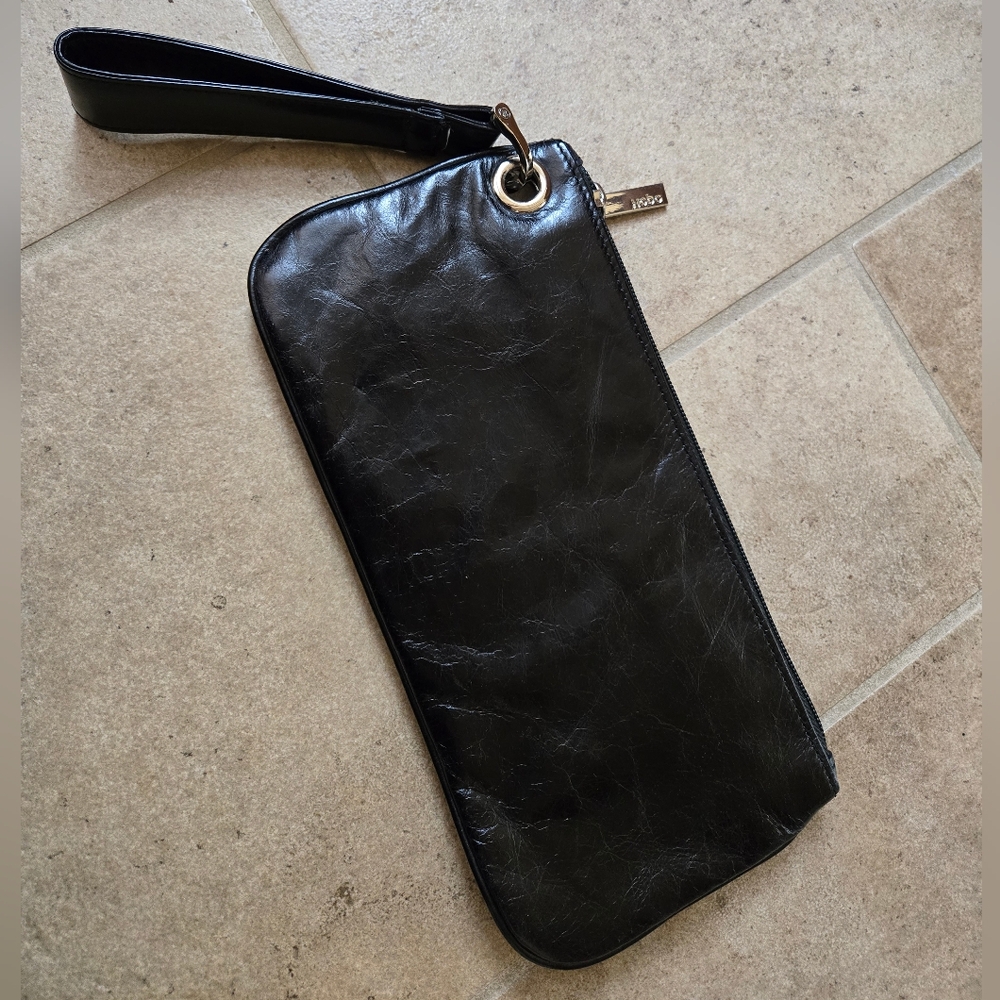 Hobo Wristlet Black Leather Bag Zipper Blk & White Lining Clean Card Holder Slot